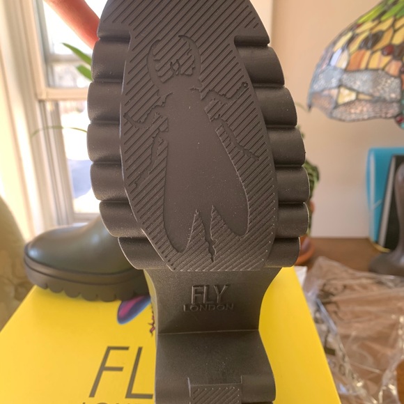 Fly London boots - Picture 8 of 9